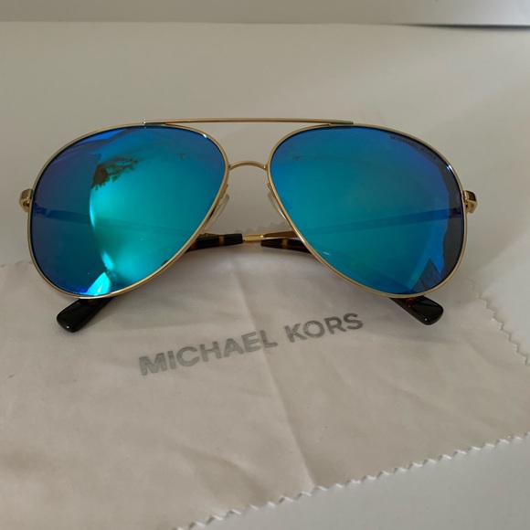 Aviator Micheal Kor’s Sunglasses - Picture 2 of 11